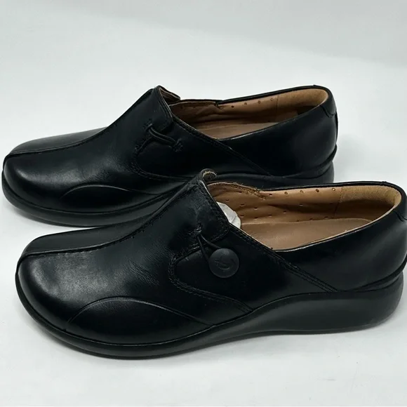 Clarks hot sale unloops 2